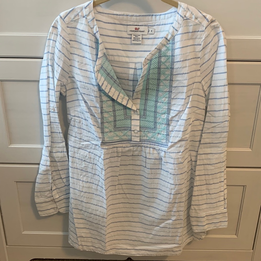 Vineyard vines embroidered tunic